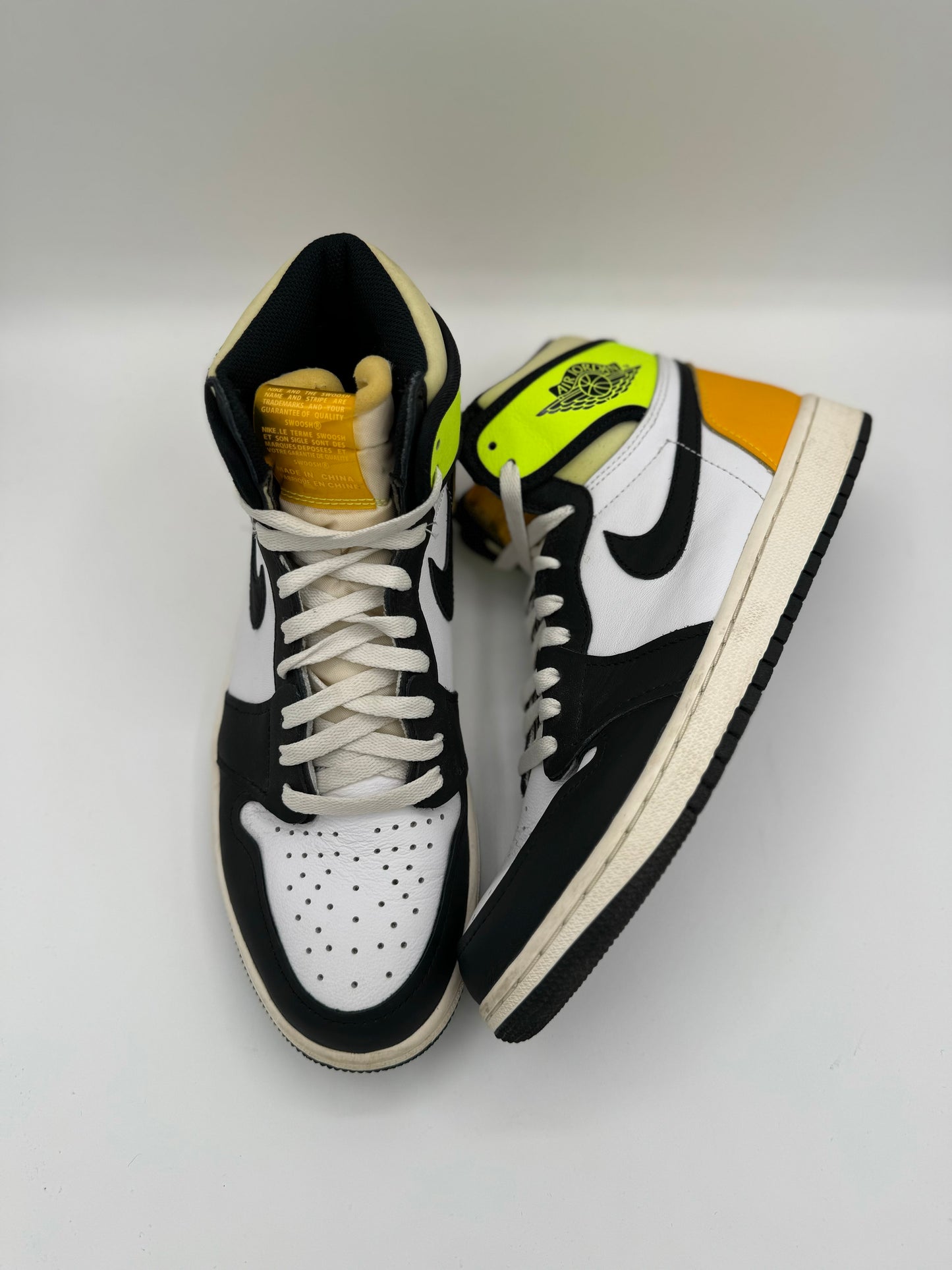 JORDAN 1 VOLT (USEDSHOE-113)